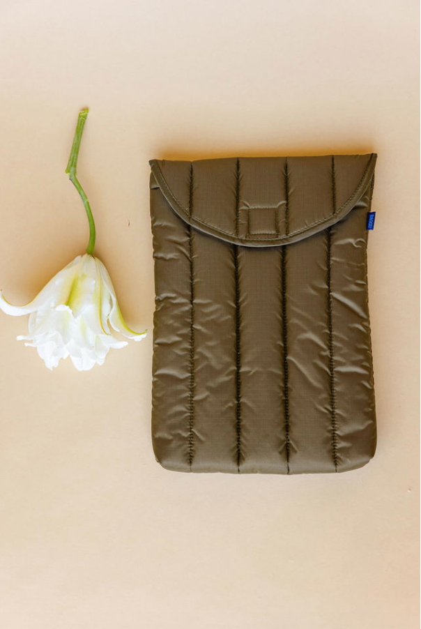 Baggu Puffy Baggu Sleeve Baggu Puffy 13/14 Inch Laptop Sleeve, Black
